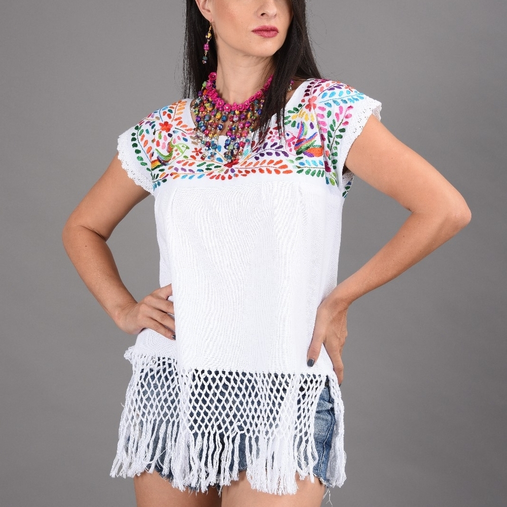 White Embroidered Fringe Top Embroidered Tradicional